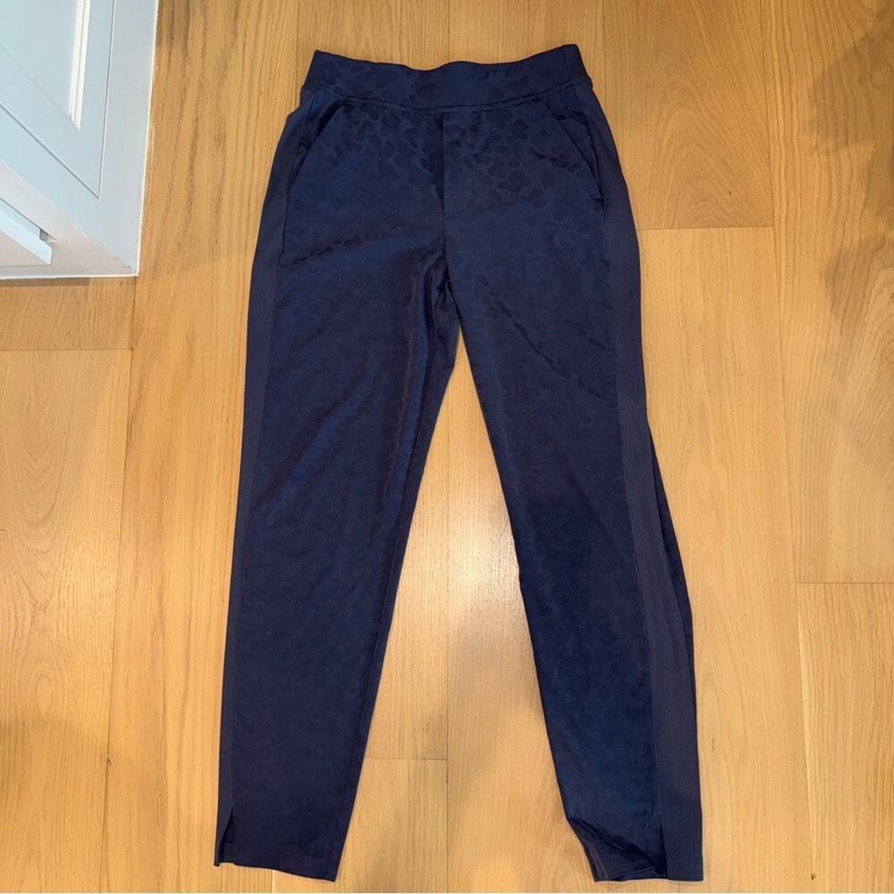 Athleta Brooklyn Textured Ankle Pant Leopard print 0 - Picture 5 of 13
